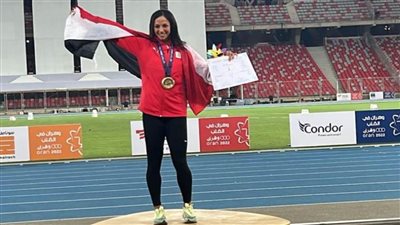 وزير الرياضة يُهنئ بسنت حميدة بذهبية ملتقى 