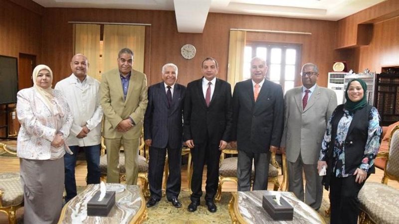 رئيس جامعة بنى سويف