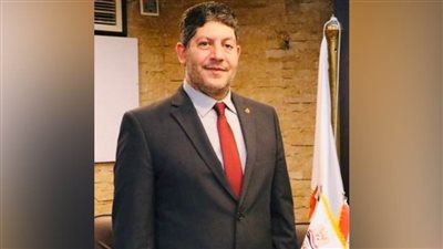 حزب ”المصريين“: إنجازات الرئيس السيسي سيسجلها التاريخ بحروف من نور