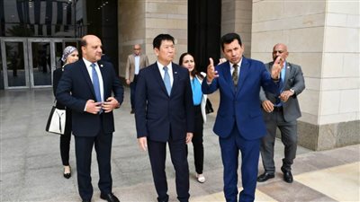 وزير الرياضة يستقبل رئيس الاتحاد الدولي للجمباز