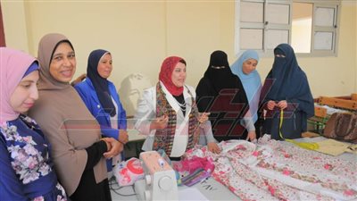 ورش عمل وندوات توعوية ضمن 