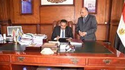 محافظ مطروح يعتمد نتيجة الشهادة الإعدادية بنسبة نجاح 75.8%