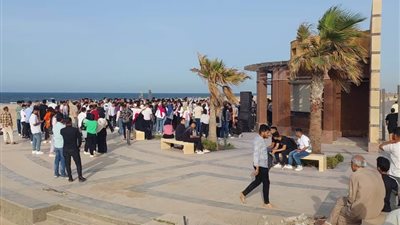 ‫الإسكان: وفود طلابية تزور مدينة المنصورة الجديدة وتتفقد مشاريعها