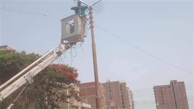 استجابة سريعة.. محافظ المنيا: حل مشاكل الصرف الصحي وإنارة الطرق بحي شرق ببنى مزار