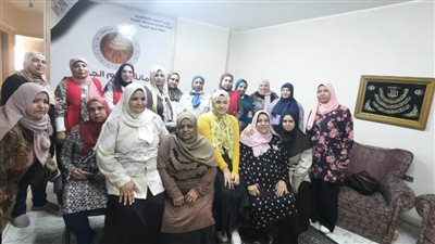 الشعب الجمهوري ينظم قافلة طبية للكشف المبكر عن سرطان الثدي والاعتلال الكلوي بالجيزة