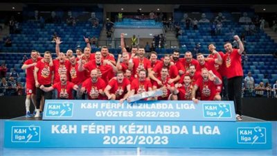 بقيادة يحيى الدرع.. فيزبرم يتوج بالدوري المجري لكرة اليد