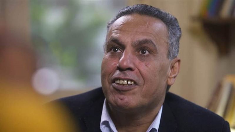 الكاتب حمدى ابوجليل