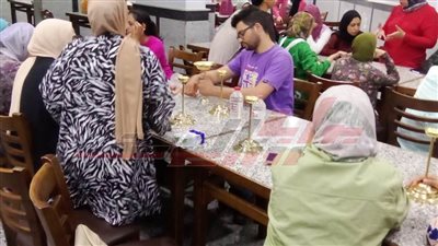 عضوات أندية الفتاة والمرأة بكفر الشيخ يشاركن الملتقى الخامس للحرف اليدوية برأس البر 