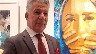 رئيس الأوبرا يفتتح معرض 