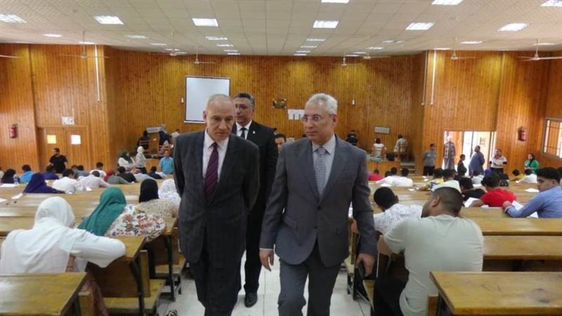 رئيس جامعة المنيا