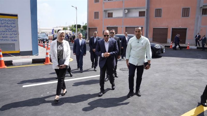 الرئيس السيسي يصل