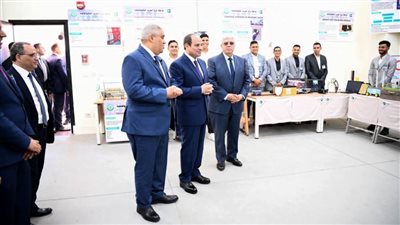 بالصور.. الرئيس السيسي يتفقد الجامعة التكنولوجية بمدينة برج العرب
