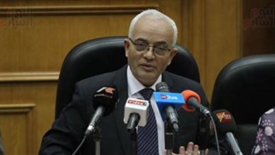 وزير التعليم يعتمد نماذج إجابة امتحانات الثانوية العامة للمواد غير المضافة للمجموع
