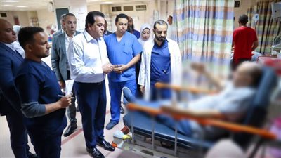 وزير الصحة يجري زيارة مفاجئة لمستشفى وادي النطرون بالبحيرة