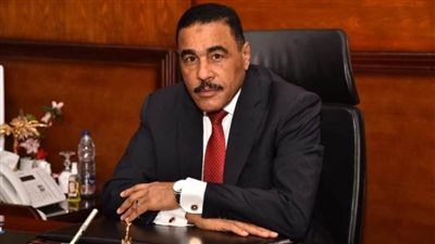 محافظ مطروح يوجه بسرعة إنهاء أعمال مد شبكة منظومة الرصد المرئى لحركة المرور