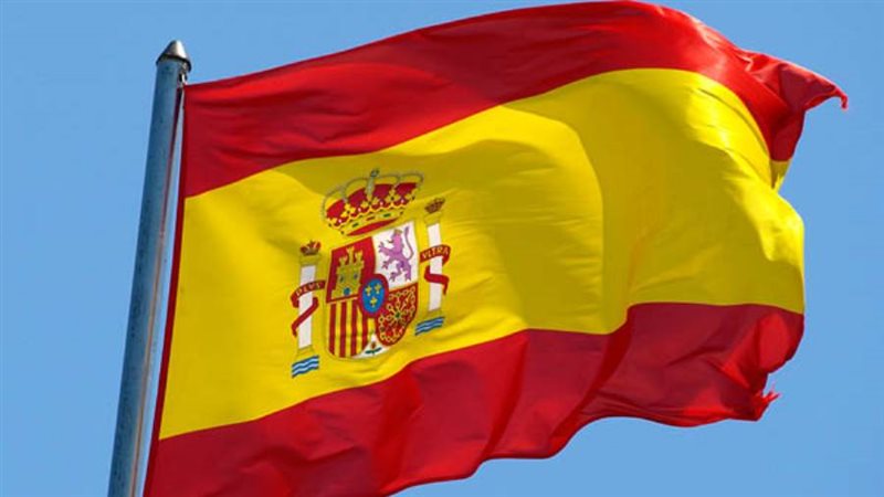 علم إسبانيا