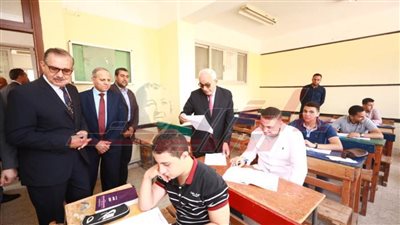 وزير التعليم ومحافظ كفر الشيخ يتفقدان لجان الثانوية العامة