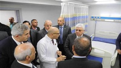 وزير التعليم العالي يتفقد أعمال التطوير بمستشفى جامعة قناة السويس