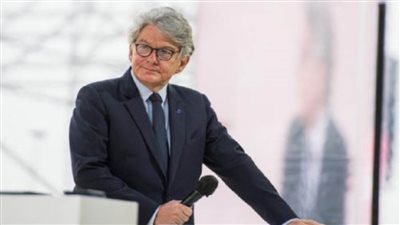 المفوض الأوروبي للسوق الداخلية: الاتحاد الأوروبي يسرع في تسليم الأسلحة إلى أوكرانيا