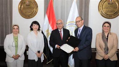 وزير التعليم يشهد حفل اعتماد الدفعة الثانية من مدربي أنشطة 