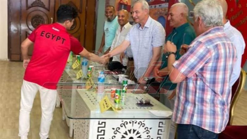 خلال التكريم