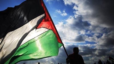 مجلس الوزراء الفلسطيني يدين جريمة الاحتلال الإسرائيلي في 