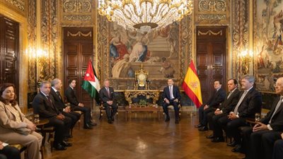 العاهل الأردني لملك إسبانيا: علاقتنا تاريخية ومتجذرة