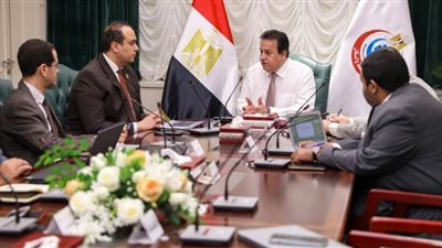 وزير الصحة يوجه بسرعة الانتهاء من أعمال الإنشاء والتطوير للوحدات الصحية بـ