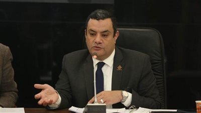 أكمل نجاتي يقترح تعديل قانون المالية العامة.. وضم الصناديق الخاصة للخزانة العامة