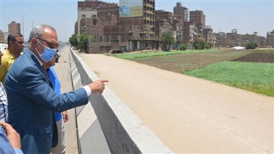 محافظ القليوبية يتفقد أراضي على محور الخصوص لاستغلالها في إنشاء مجمعات خدمية