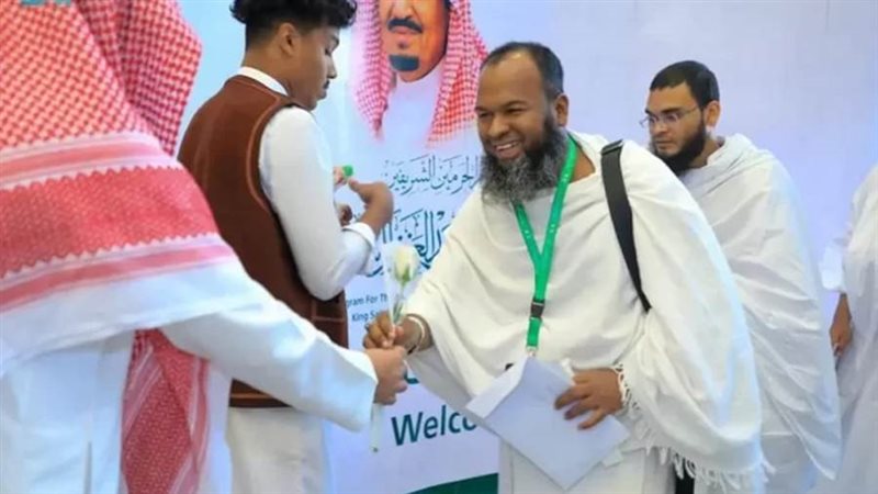 وصول حجاج بيت الله