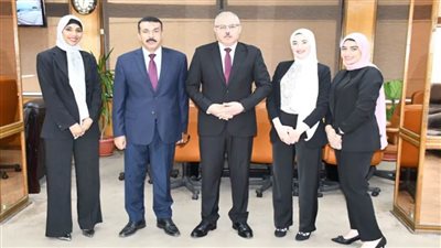 رئيس جامعة قناة السويس يستقبل المعيدات الجدد بكلية التربية الرياضية