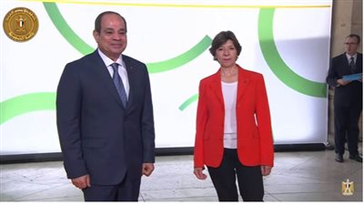 الرئيس السيسي يصل إلى مقر انعقاد القمة الدولية 