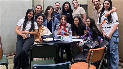 عودة الفنانة لبنى عبدالعزيز إلى استوديوهات الإذاعة