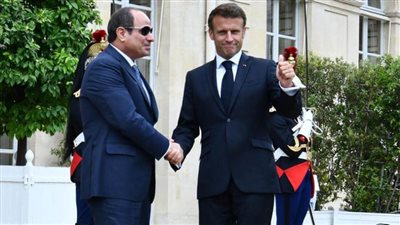 نشاط مكثف للرئيس السيسي في باريس