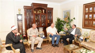محافظ أسيوط يلتقي نائب رئيس جامعة الأزهر لمناقشة سبل التعاون المشترك
