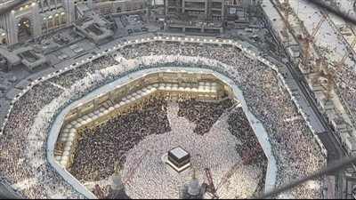 مليون و200 ألف مصلٍ أدوا صلاة الجمعة بالحرمين