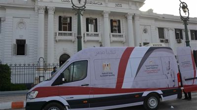 المركز التكنولوجى بالمنيا يخصص سيارة متنقلة لمدة شهر بحي غرب لخدمة المواطنين