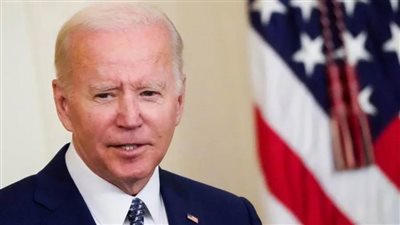 الرئيس الأمريكي يتصل بقادة أوروبيين لبحث الأوضاع في روسيا