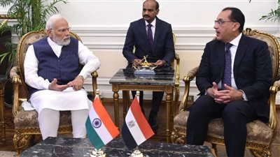 رئيس الوزراء يعرب عن تطلع مصر لإرساء علاقة استراتيجية مع الهند