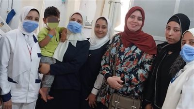 إنقاذ طفل تعرض لدغة ثعبان كوبرا الطريشة بالبحيرة