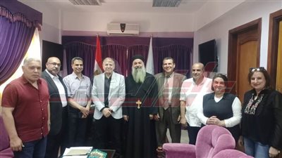 وفد كنسي يهنئ العاملين بتعليم كفر الشيخ بعيد الأضحى