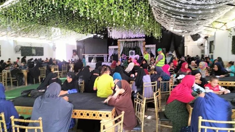 توزيع مساعدات للأسر