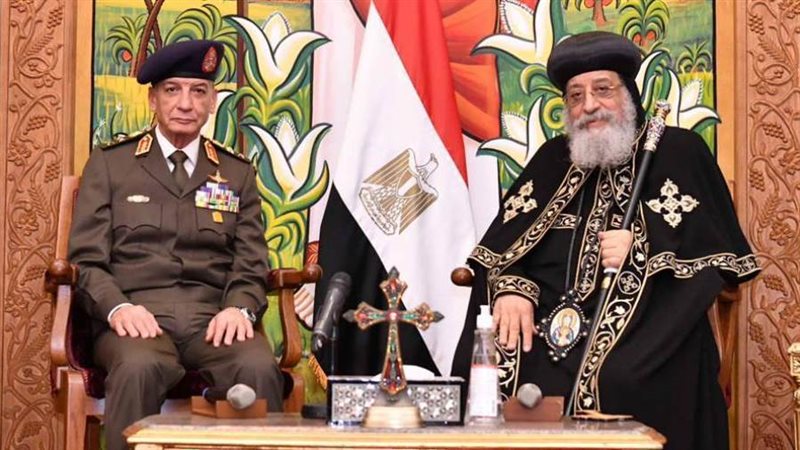 البابا تواضروس ووزير