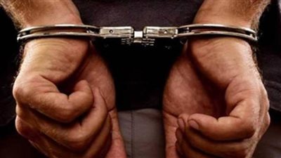 مباحث القاهرة تضبط عنصرا إجراميا لنصبه على المواطنين عبر 