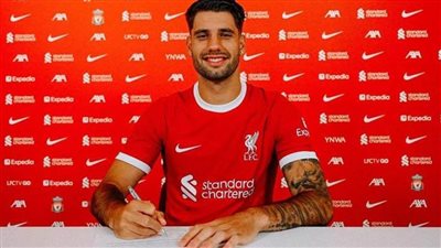 رسميًا.. ليفربول يتعاقد مع المجري سوبوسلاي حتى عام 2028