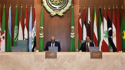عاجل.. مجلس الجامعة العربية يقف دقيقة حدادًا على أرواح شهداء 