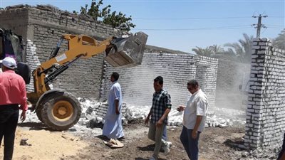  إزالة 10 حالات تعدٍ بالبناء المخالف في الواسطى ورفع 110 أطنان قمامة