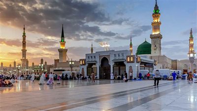 20 ألف ساعة تطوعية يبذلها 681 متطوعًا ويستفيد منها 600 ألف حاج وزائر في المسجد النبوي