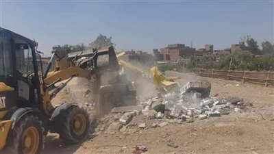 محافظ الفيوم: إزالة 68 حالة تعدٍ بالبناء على الأراضي الزراعية خلال عيد الأضحى